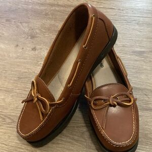 Women’s Eastland boat shoes